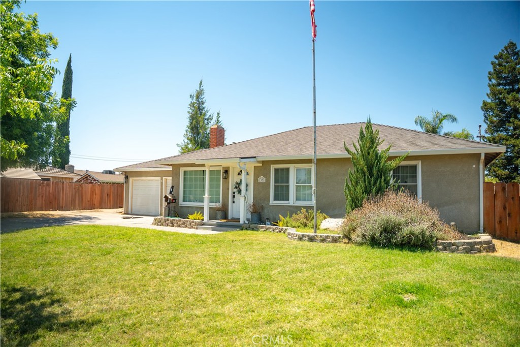 1971 6th St, Atwater, CA 95301
