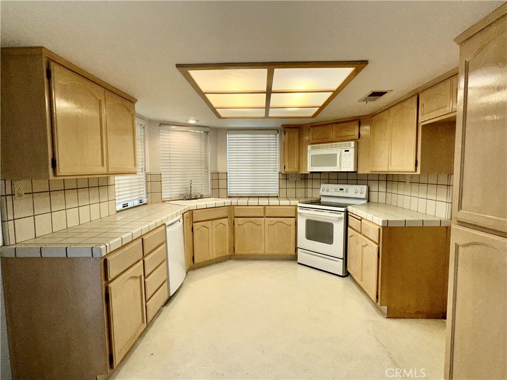 3072 Ironwood, Merced, CA 95340