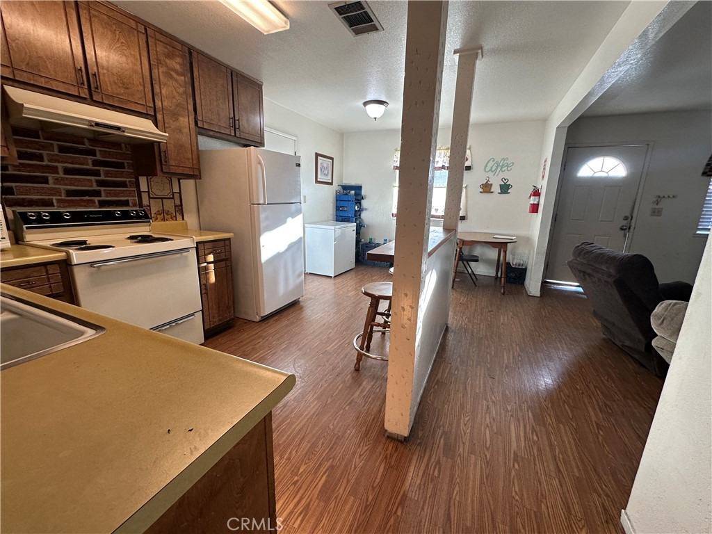 65 W 14th, Merced, CA 95340