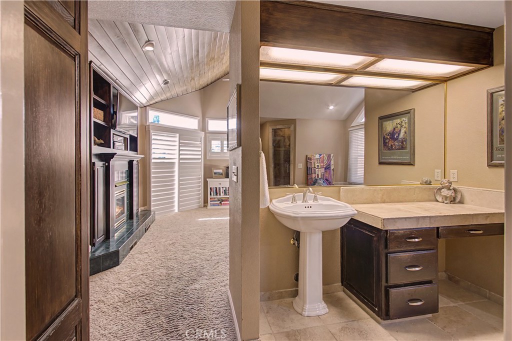 1605 Ridge, Merced, CA 95340