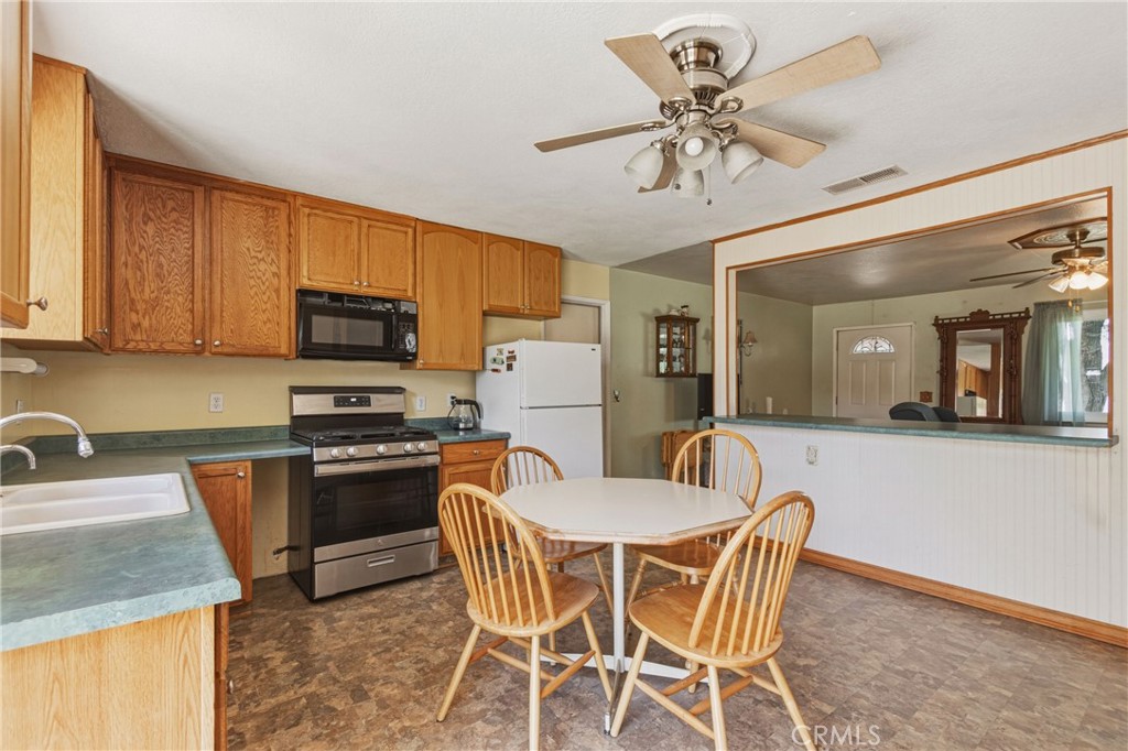 6812 Helton, Winton, CA 95388