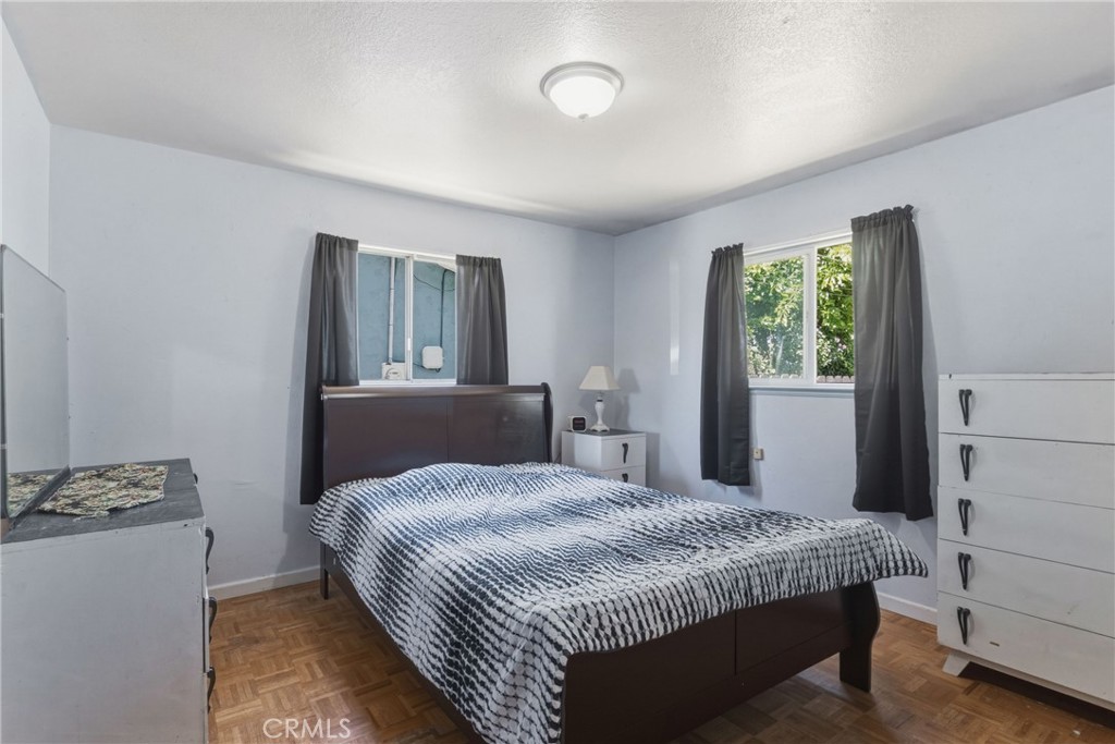 6812 Helton, Winton, CA 95388